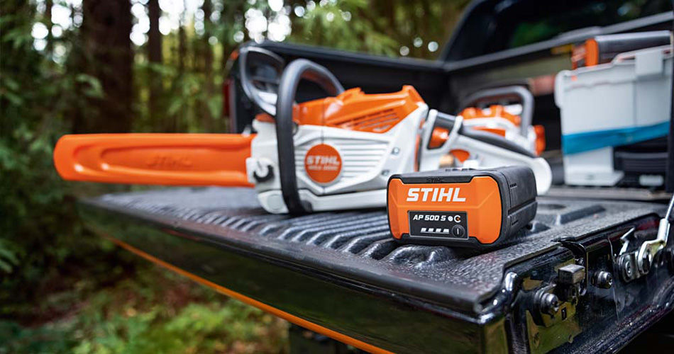 Nouvelle tronçonneuse à batterie MSA 300 Stihl