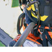 Portamateriale Carimax L Lock Petzl - semplice fissaggio all'imbraco